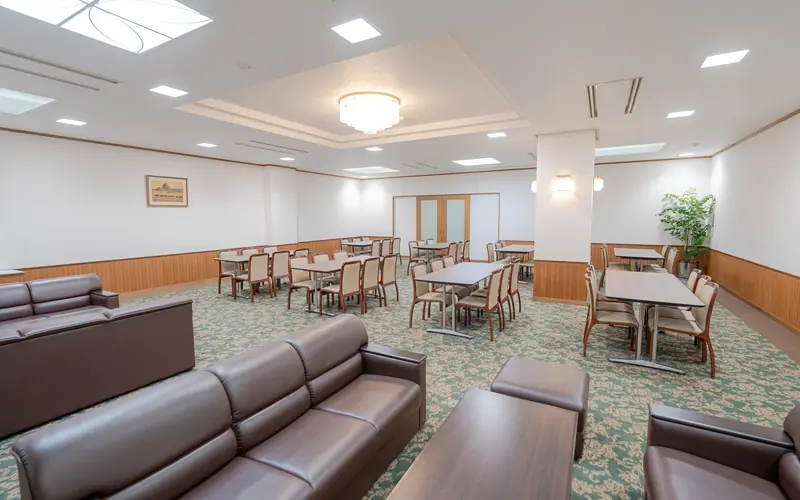 代々幡斎場の会食室(ソファ席)