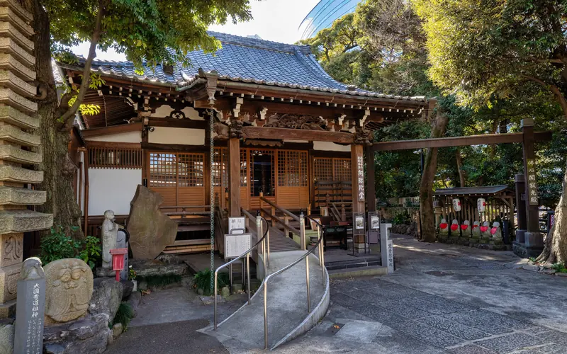 大圓寺 佛心閣斎場の別棟の堂（スロープ側）