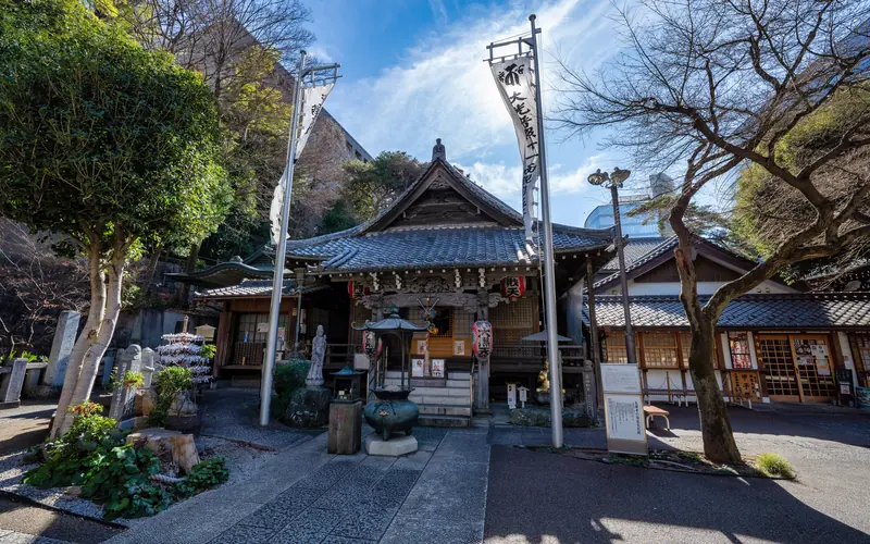 大圓寺 佛心閣斎場の本堂（境内の遠景2）