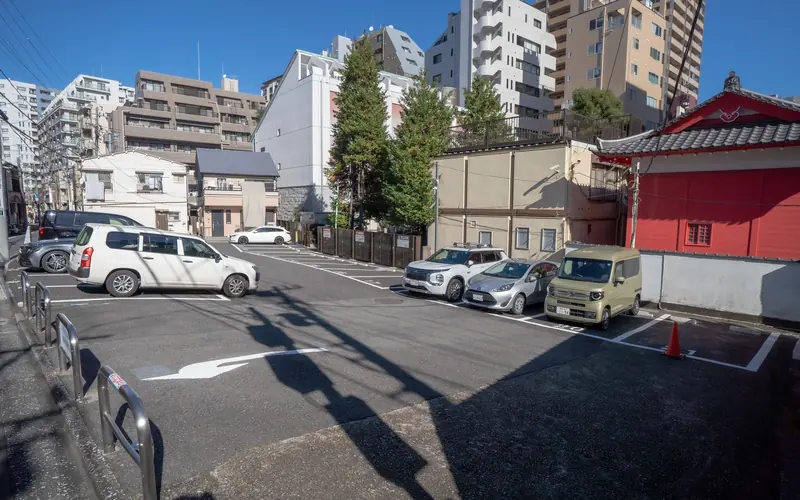 源覚寺（こんにゃく閻魔）の駐車場