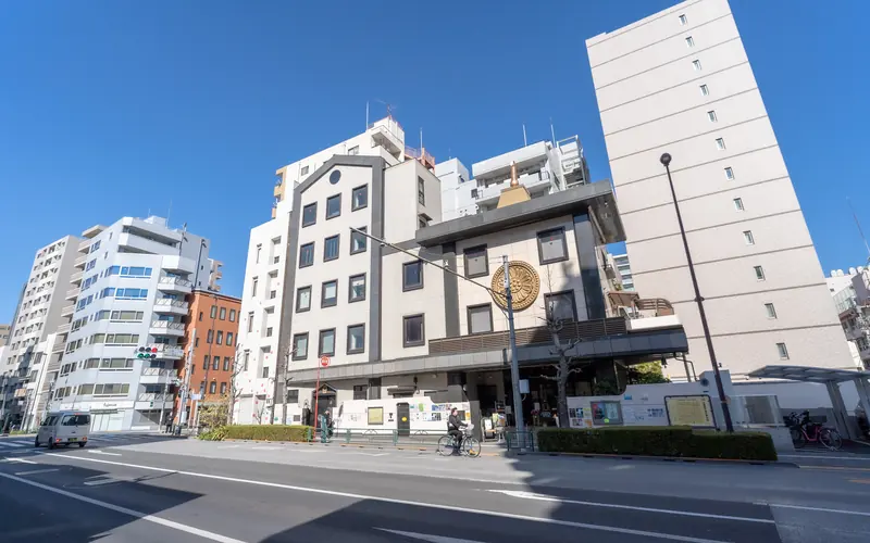 厳念寺会館の建物の外観(通りから)