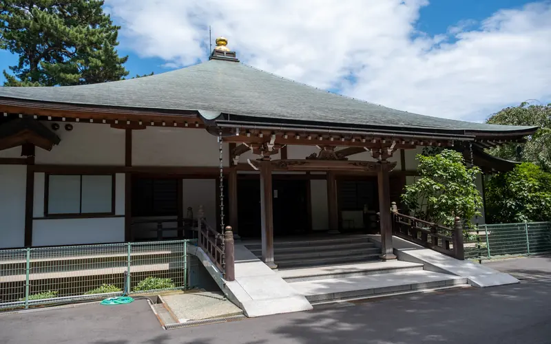 密蔵院 松雲閣の建物の外観（やや引き）