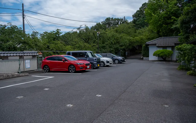 密蔵院 松雲閣の駐車場