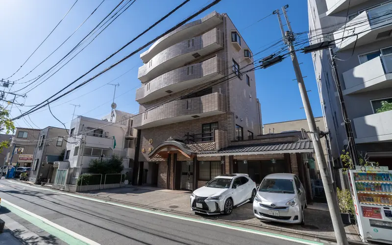 應慶寺の建物の外観(斜め)