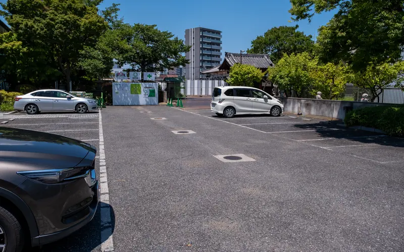 宝樹院会館の駐車場