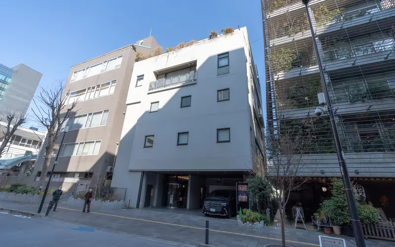 沙羅ホールの建物の外観（斜め2）