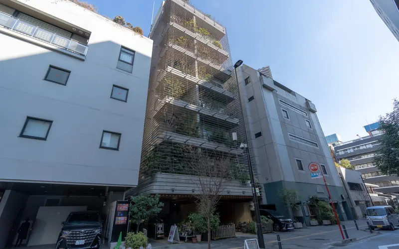沙羅ホールの建物の外観（通り側）