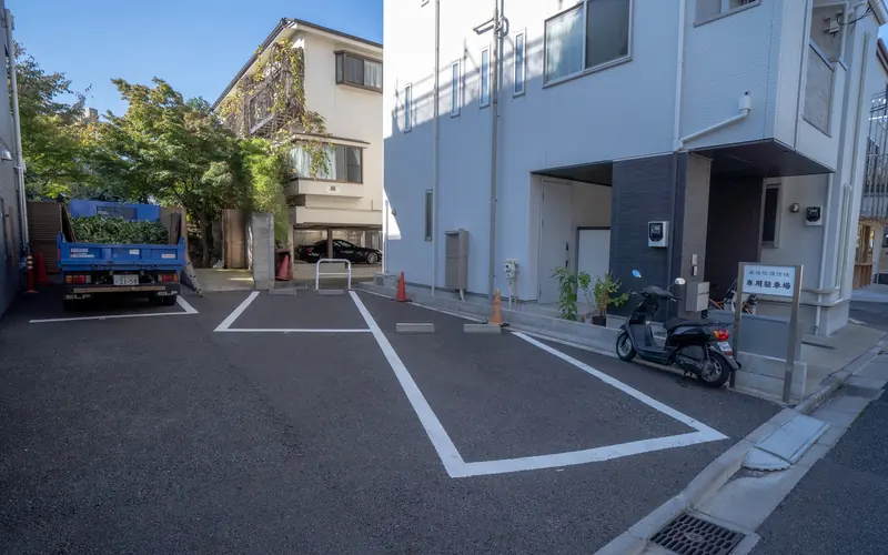 真珠院 月かげ会館の専用駐車場