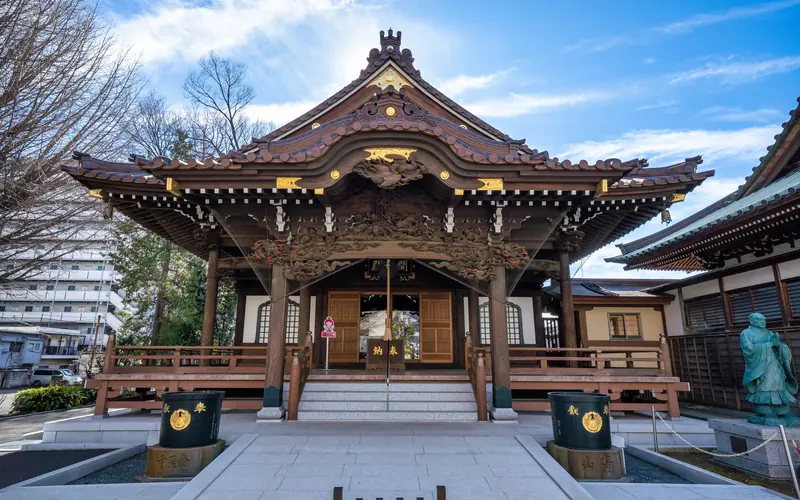 正覚寺 実相会館／たちばな会館の本堂（正面）
