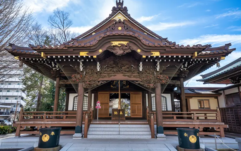 正覚寺 実相会館／たちばな会館の本堂（正面・寄り）