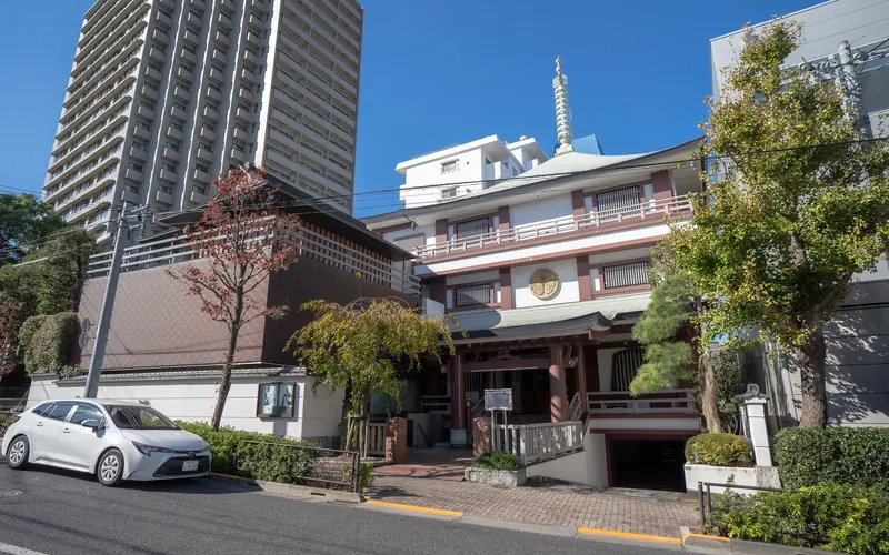 宗慶寺の建物の外観(全景)