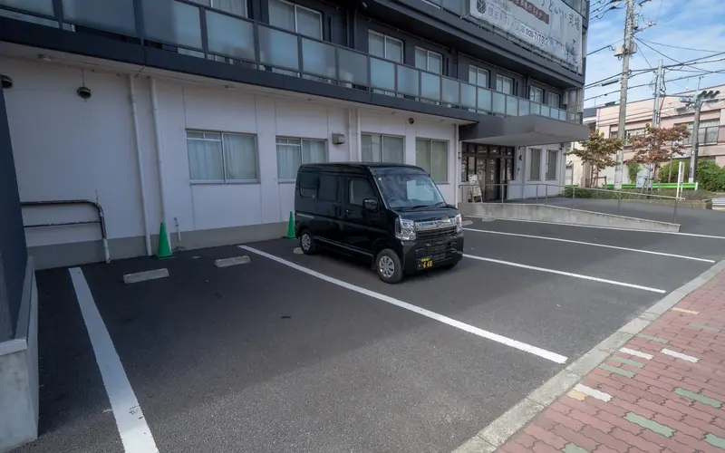 想送庵カノンの駐車場(入口脇)