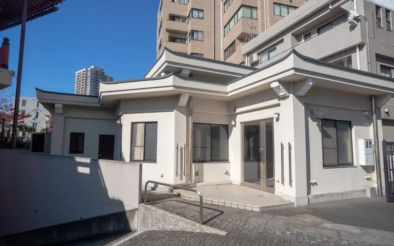 徳雲寺 妙峰会館の併設棟の外観(2)