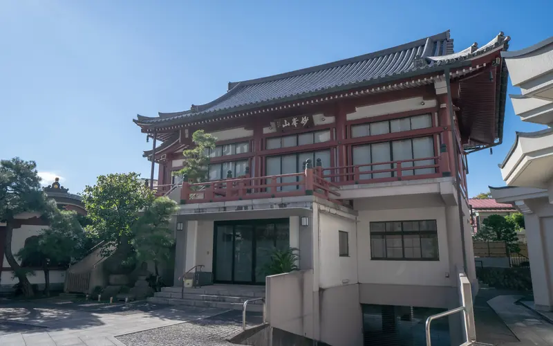 徳雲寺 妙峰会館の会館の外観(正面)