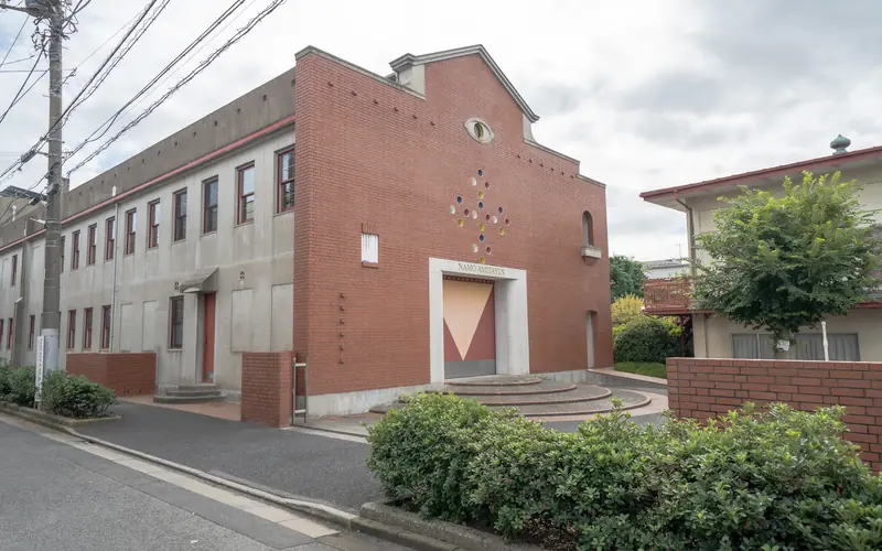 寿光院の建物の外観(斜め左)