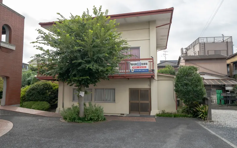 寿光院の駐車場の案内看板