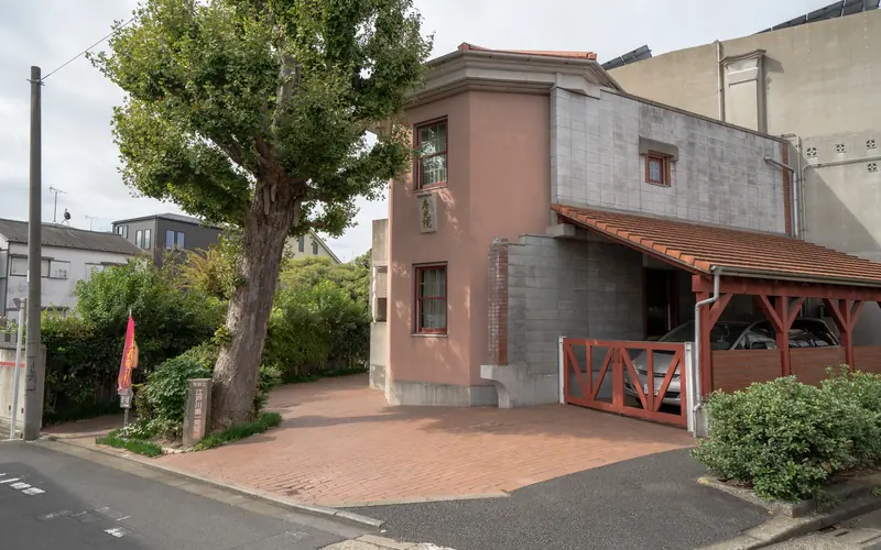 寿光院の寿光院の建物(道路側)