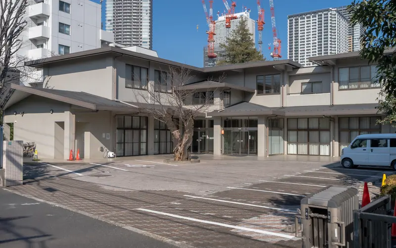 南池袋斎場の建物の外観(右寄り)