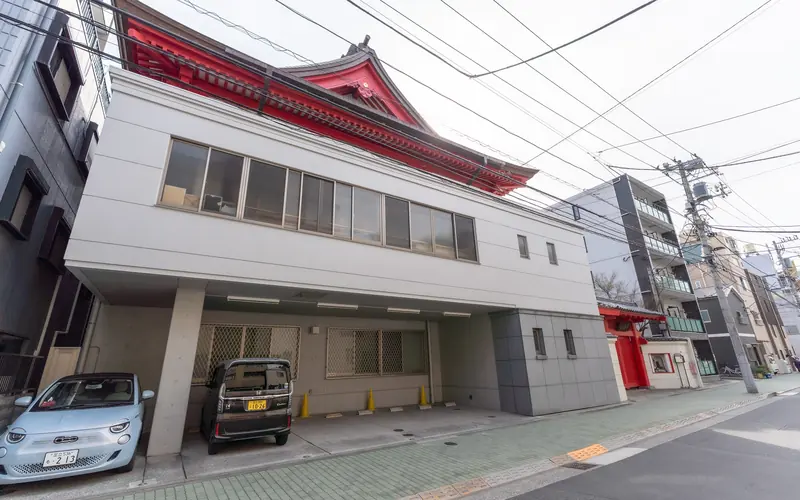 福厳寺の建物の外観(斜め)